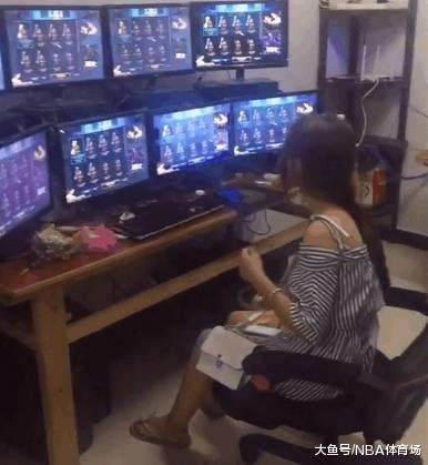 dnf私服发布网100级防具最强2件套之争,没有赢家,却成就了3件套最强配置